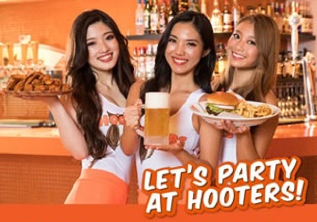 Hooters closing original location in Japan as large-chested 