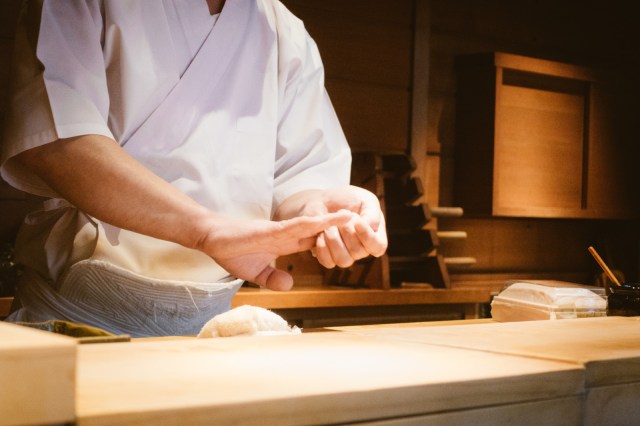 Chef at top Tokyo sushi restaurant wins lawsuit after being fired for maybe having a tattoo