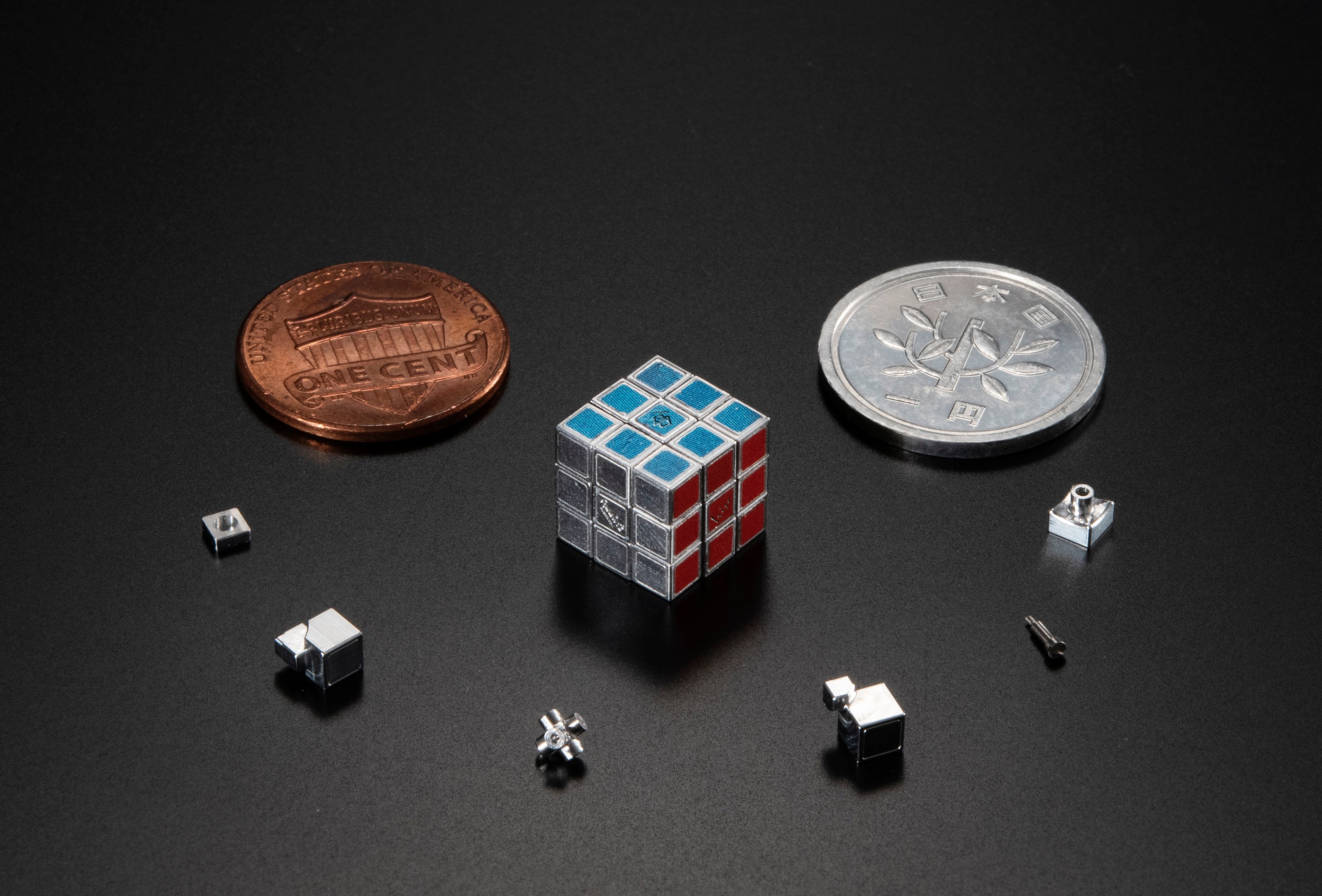 World’s smallest official Rubik’s Cube developed by Japanese companies ...