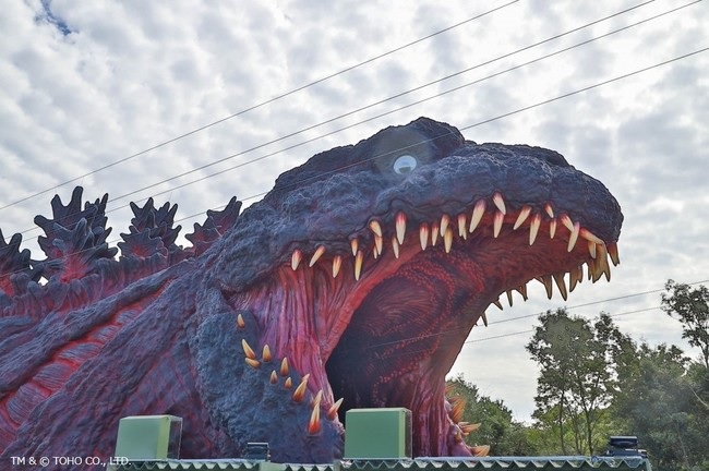 1 Meter Godzilla Statue Opens In Japan Fans Can Now Zipline Into The Kaiju King S Mouth Video Soranews24 Japan News
