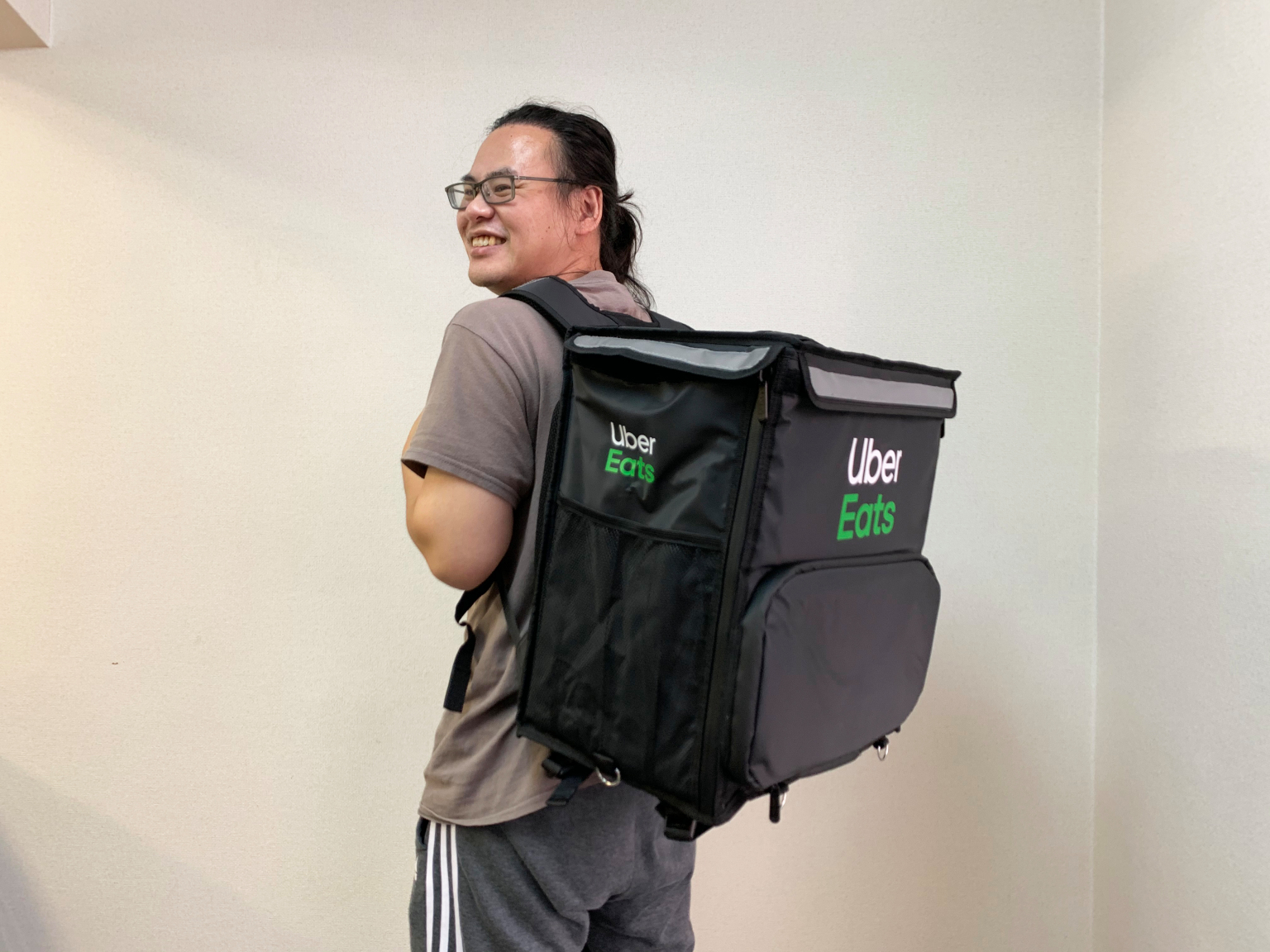 Amazon Japan are selling Uber Eats backpacks and theyu0027re 