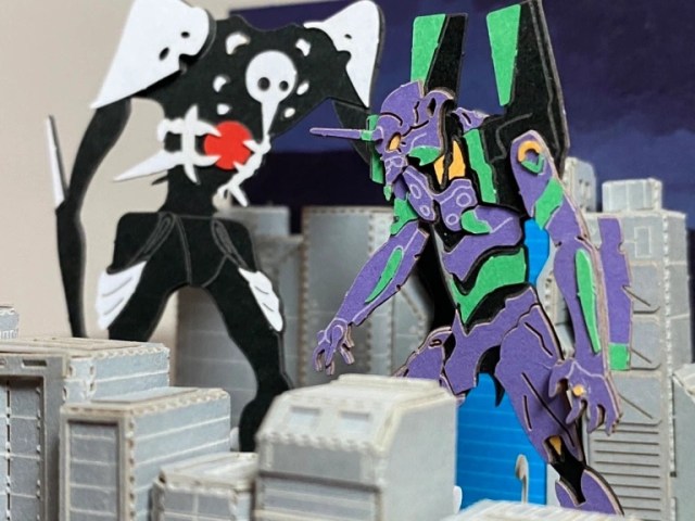 With Evangelion movie delayed, it’s time to make your own papercraft Eva fight scene【Photos】