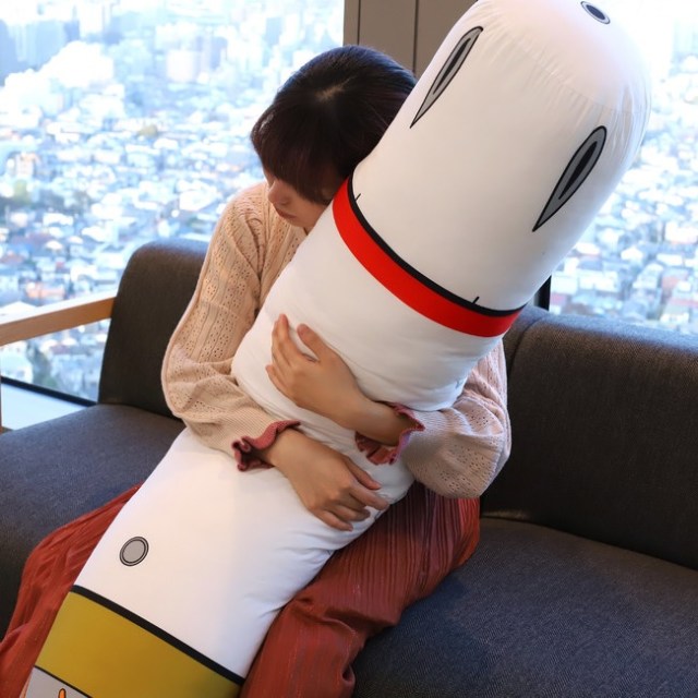 Macho gorilla pillow lets you snuggle on its ripped chest for a comfortable  sleep - Japan Today
