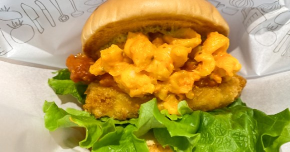 Mos Burger’s new Mac and Cheese burger: Does it taste as good as it ...