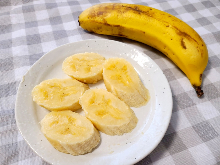 Japan has 10 bananas from the coldest prefecture in the country, but how do they taste