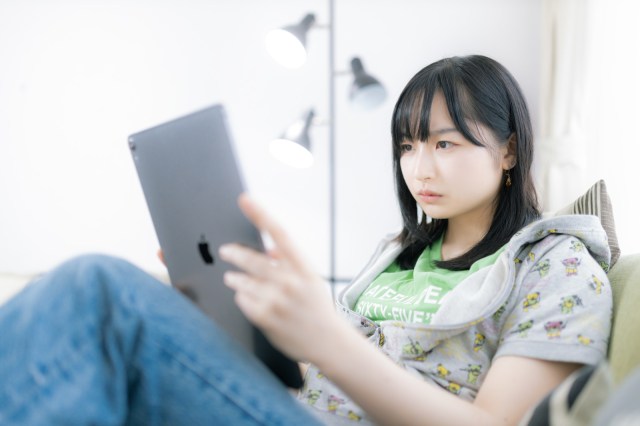 Kyoto families angered by new policy forcing high school students to buy tablets at own expense