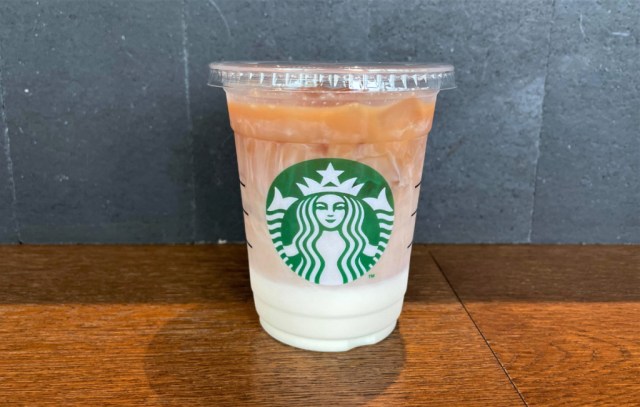 Trying Starbucks Japan's secret limited-time Iced Matcha Tea Latte 【Taste  Test】