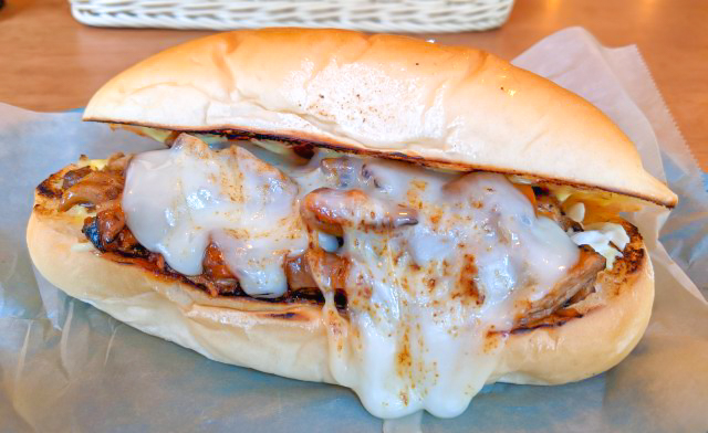 Japan’s first pulled pork specialty store opens in Tokyo