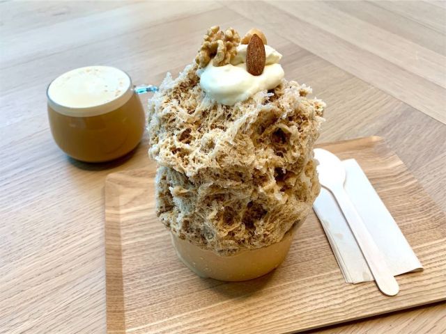 Blue Bottle Coffee’s limited-time shaved ice dessert is exquisite