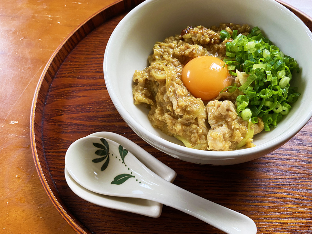 How to make a “curry rice bowl” using instant oatmeal instead of rice 【SoraKitchen】 SoraNews24