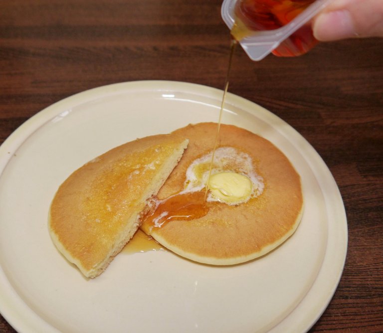The most expensive pancakes we could find at 7Eleven Japan are a