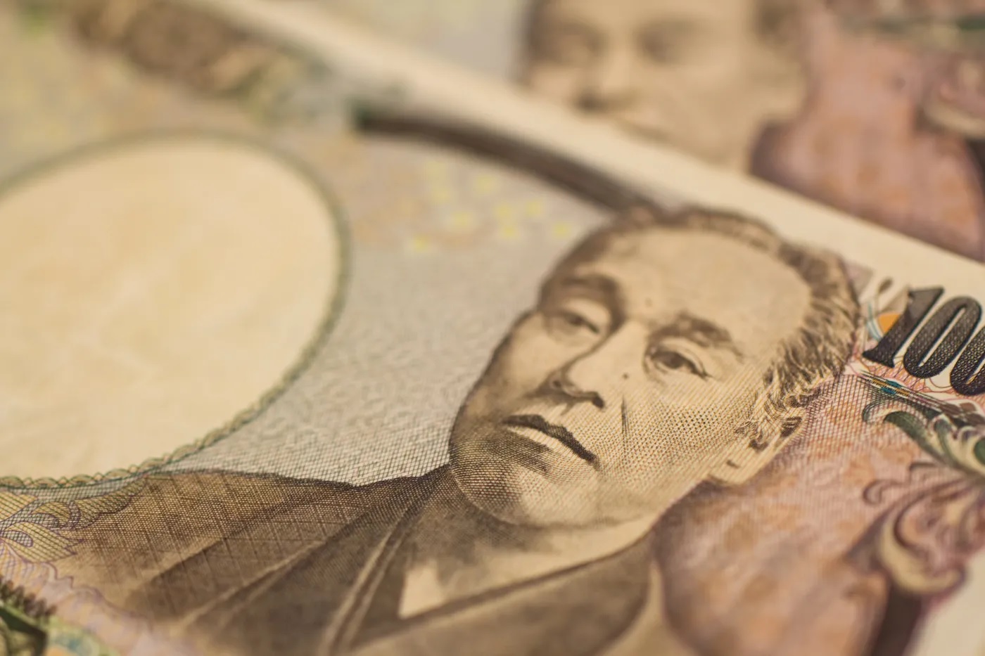 Japanese woman finds wallet with 1 million yen, does the right thing