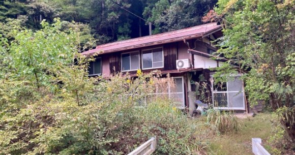 We throw a bubble party at our cheap countryside house in Japan【Video ...