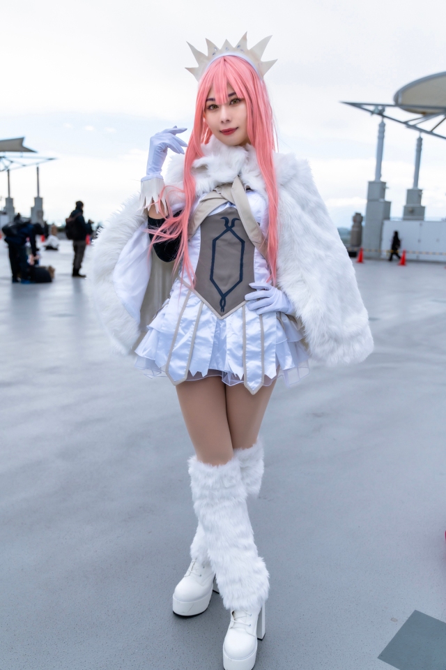 The best Japanese cosplayers from Day 2 of Winter Comiket 2021