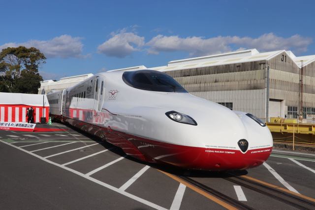 Japan’s West Kyushu Shinkansen bullet train service to Nagasaki is set to open this fall
