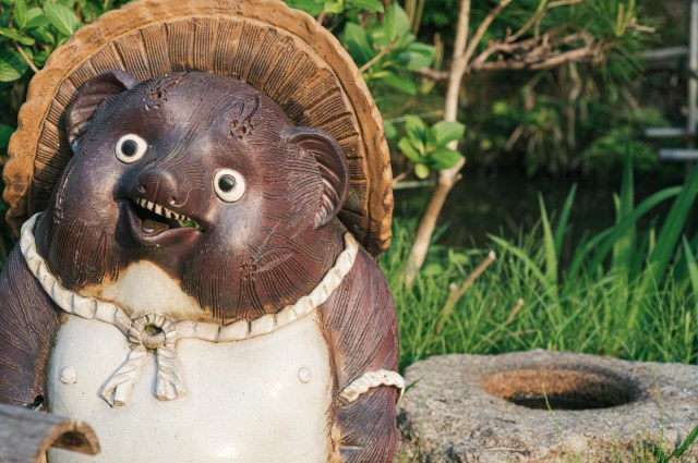 Senior in Takaoka City arrested for stealing up to 50 tanuki statues