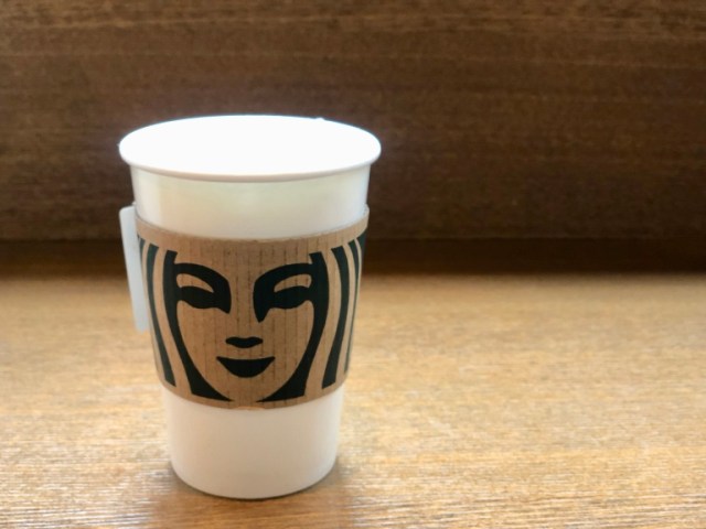 Oolong tea lattes get a place on the Starbucks Japan menu, but do they get one in our heart too?