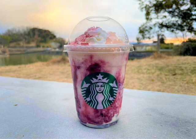 Starbucks Japan’s final sakura Frappuccino for 2022 gives us a new cherry blossom flavour