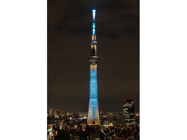 No, the Tokyo Skytree wasn’t lit in colors of Ukraine for solidarity…but another landmark is