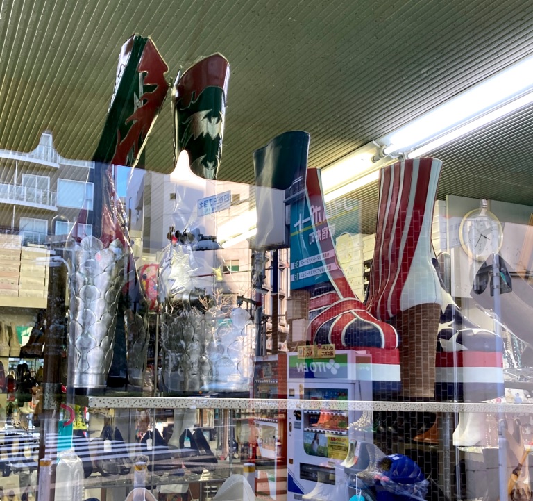 The best place in Tokyo to get “London boots” will make you a one