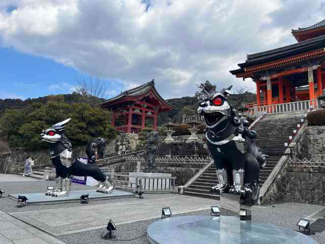Unusual guardians appear at Kyoto’s Kiyomizudera temple