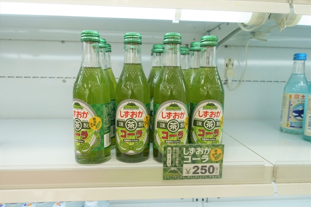 This green tea soda from Shizuoka in a sense betrayed us, but also placated us【Taste test】