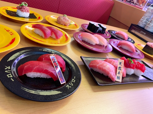 Which Japanese conveyer belt sushi chain has the best chutoro?【Taste test】