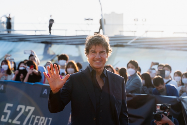 Tom Cruise makes our reporter swoon at Top Gun: Maverick premiere in Japan