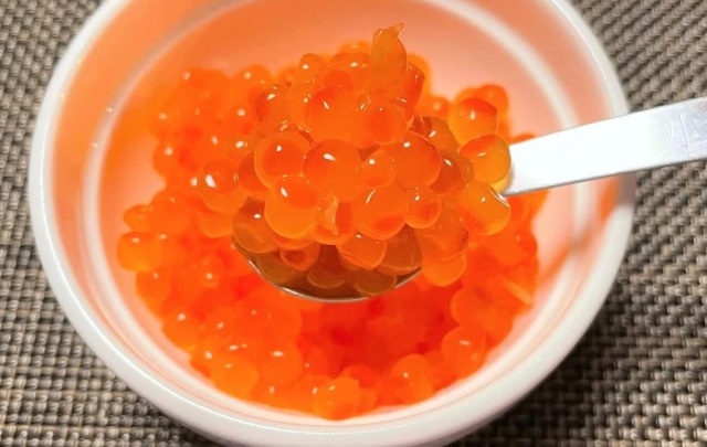 I can't believe it's not fish eggs? Taste-testing Japan's imitation “almost  ikura”【Photos】