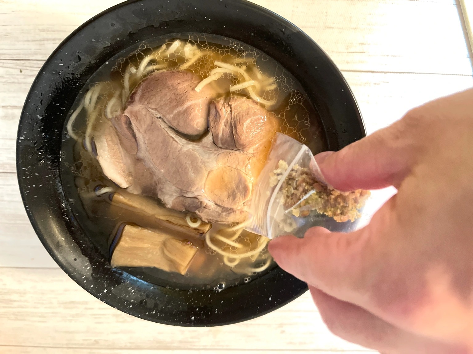 Waiter, there’re 100 crickets in my soup! We try makeityourself