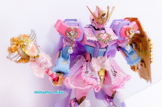 Japanese idol creates kawaii Gunpla, the world's cutest Gundam