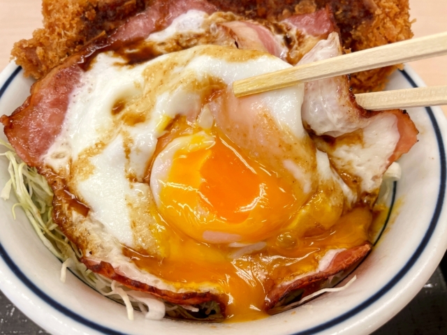 3-in-1 fry-up - Japan Today