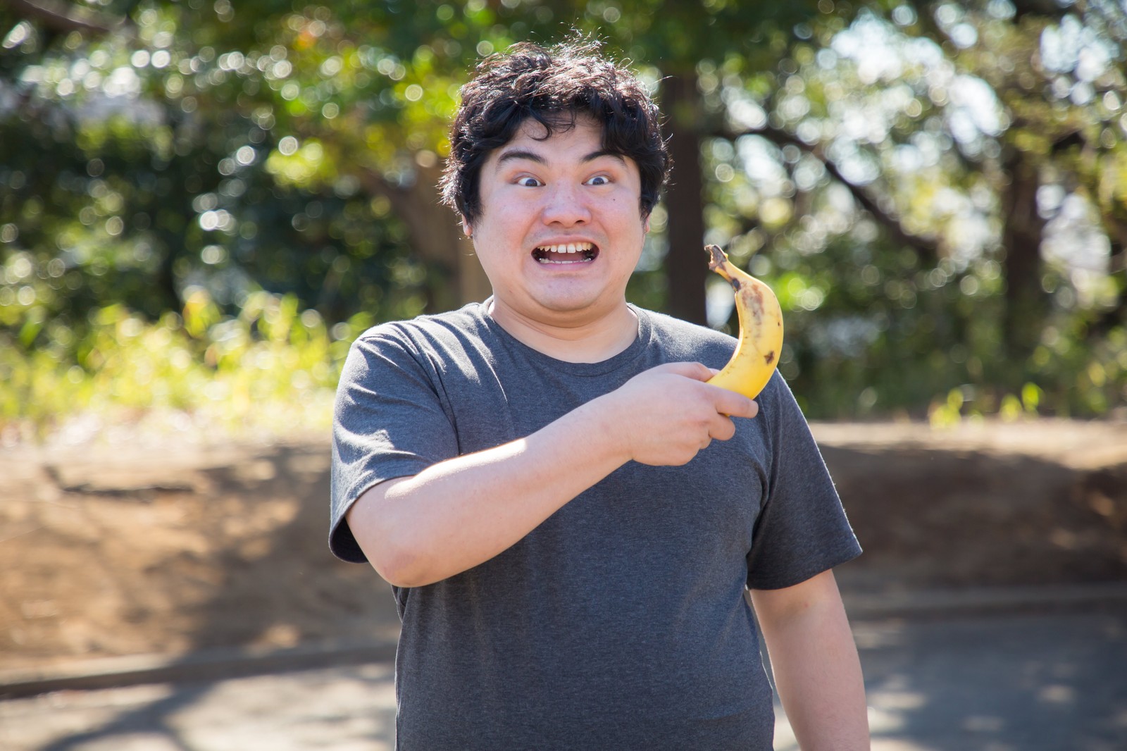 Japanese banana importer teaches us how to enjoy bananas and fight