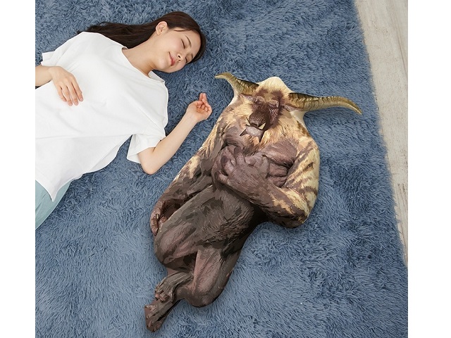 Furious Monster Hunter monster wants to sleep next to you in your home【Photos】