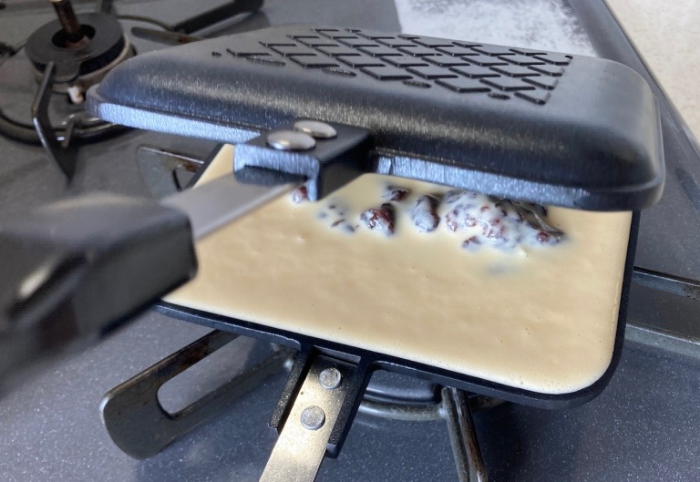 Japanese hot sandwich maker dessert heaven Making a jumbo obanyaki the