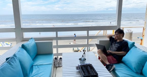 Instead of working from home, let’s find out what it’s like to work from a Japanese “beach house” - SoraNews24