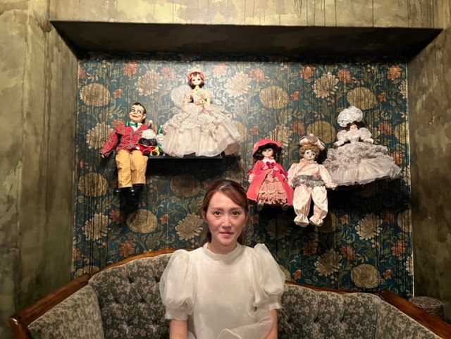 Dolls hotel