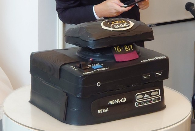 Two Sega fans get married in Japan, win at weddings with awesome Mega Drive wedding cake【Pics】