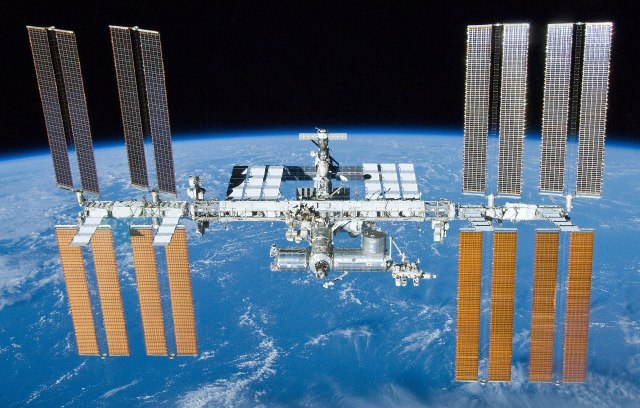 Shiga woman defrauded 4.4M yen by man asking for money to fly down from the ISS and marry her