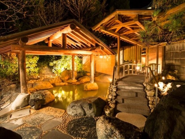 The 10 best hotel hot springs in Japan, as chosen by Japanese travelers