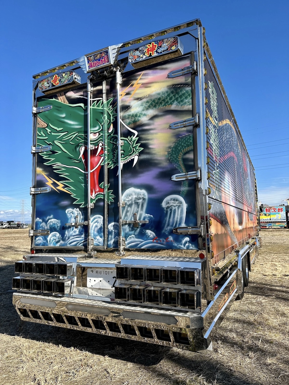 Kicking Off The New Year With A Gathering Of The Most Famous Dekotora In Japan Soranews24