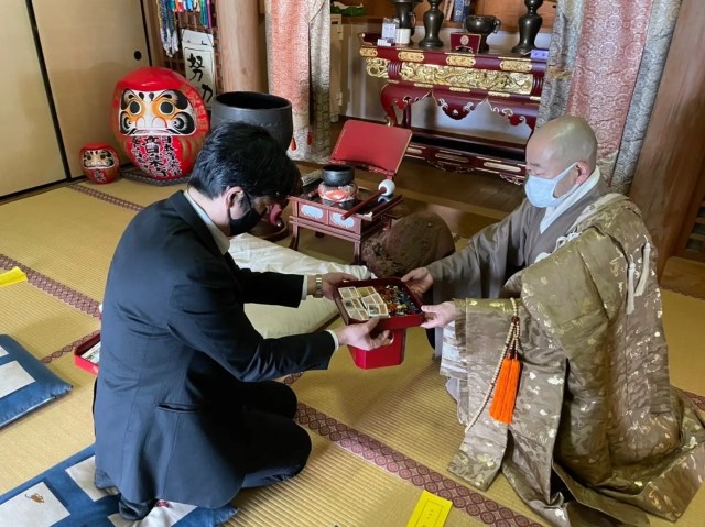 Millennium-old Japanese temple offering funeral service for broken record player needles