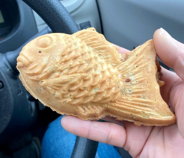 Taste-testing “Japan’s Number-One Taiyaki,” where becoming a master chef takes five years