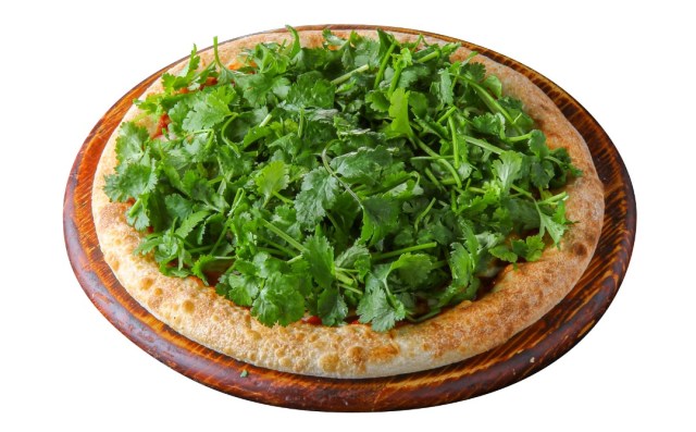 Does Pizza Hut Japan’s new “Too Much Coriander Pizza” really contain too much coriander?