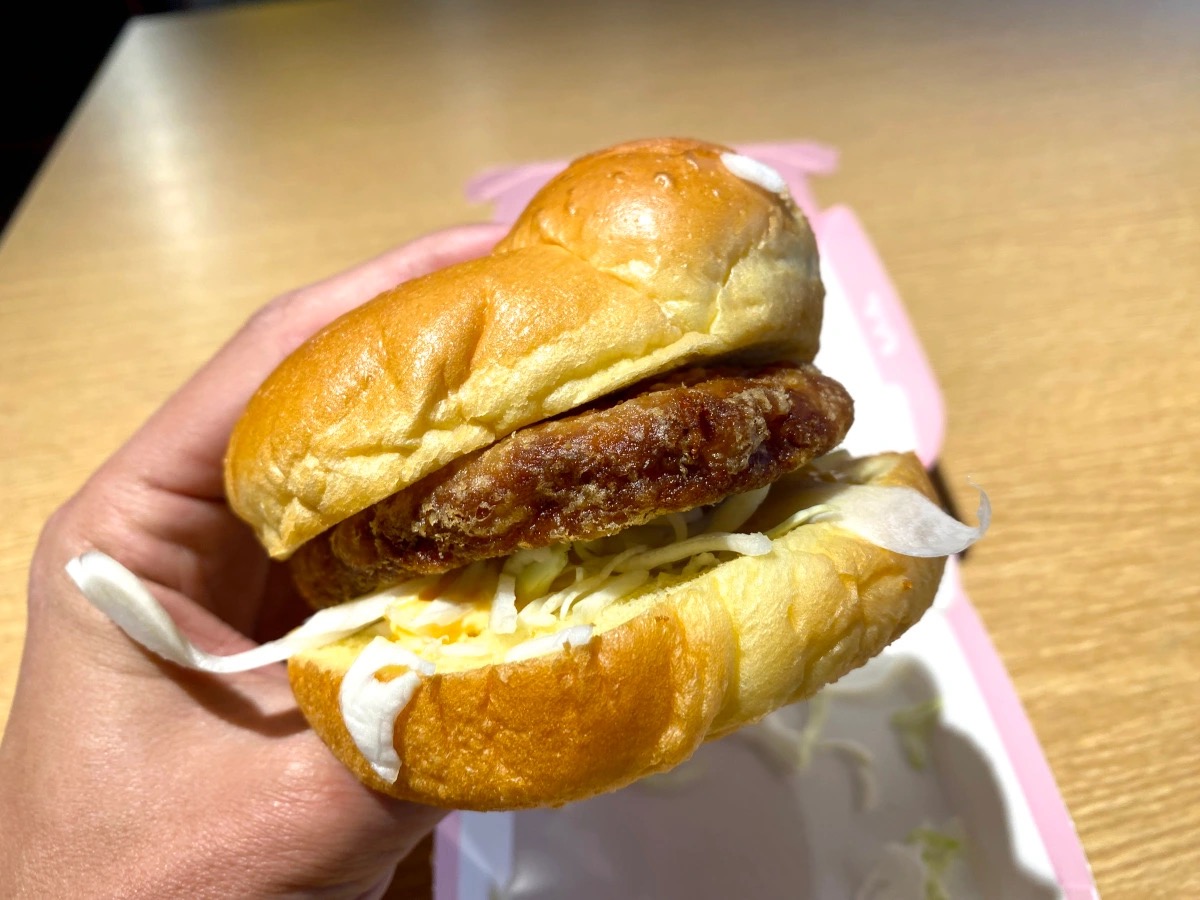 One Piece x McDonald’s Japan collaboration burgers Does the treasure