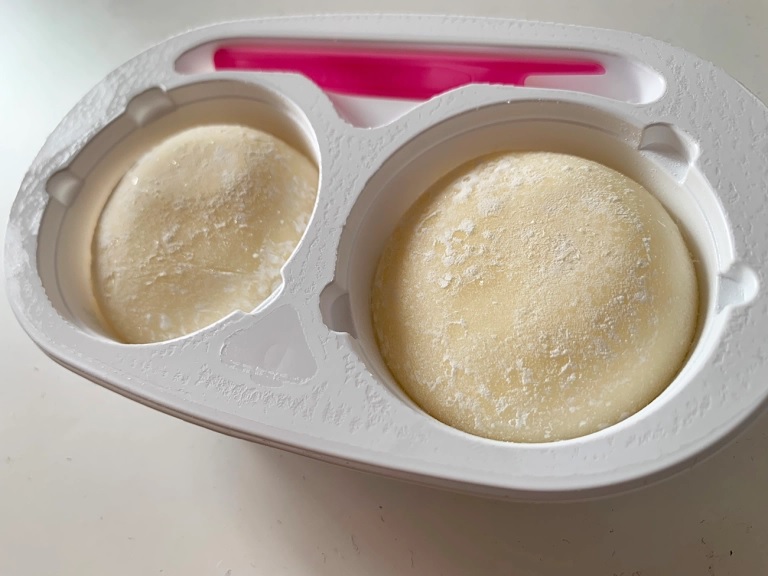 Our Japanese reporter tries Yukimi Daifuku mochi ice cream for the