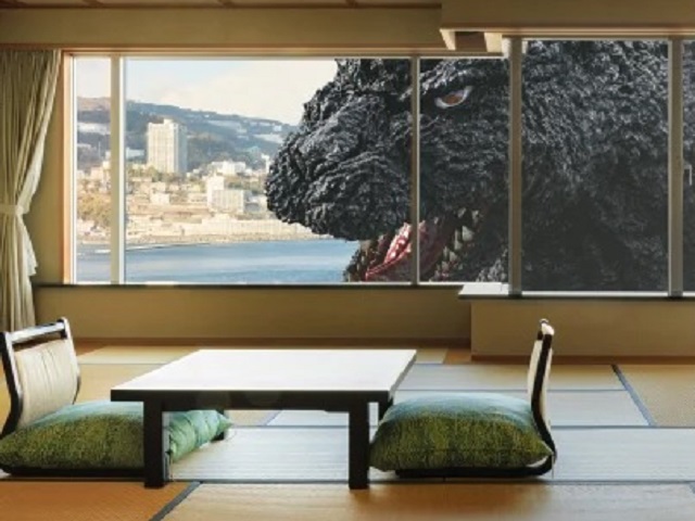 ゴーストホテルエソラゴト Godzilla extends attack on seaside hotel in Japan, fans invited to