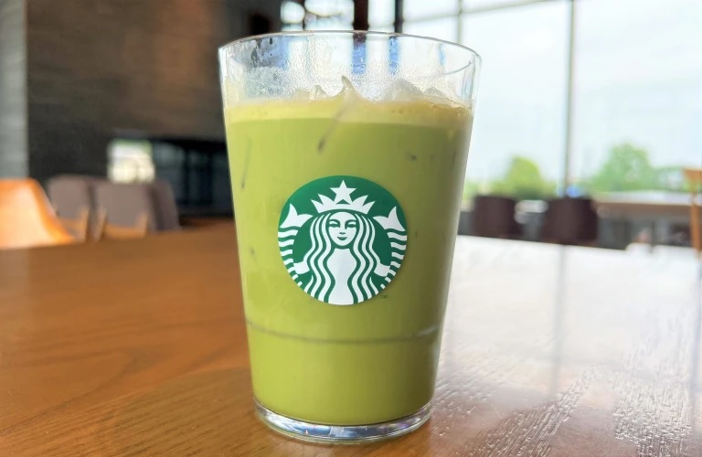 STARBUCKS DRINK ORDER: Healthy Iced Matcha Green Tea Latte