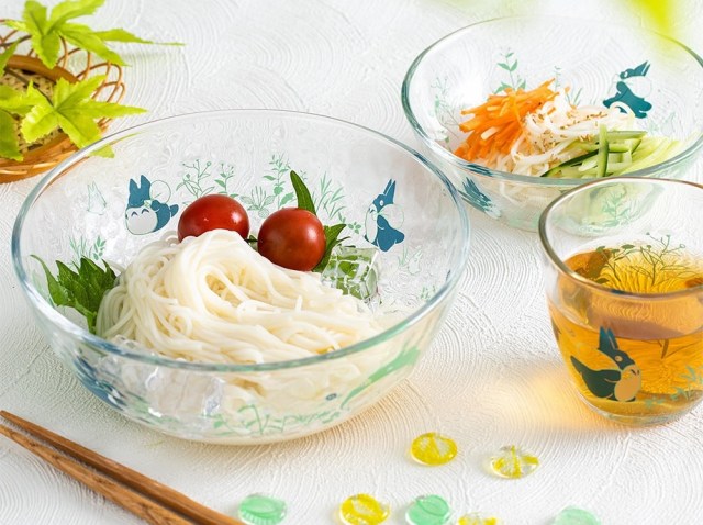 Beautiful Ghibli glass tableware invites Totoro and Ponyo to lunch and tea time this summer【Pics】
