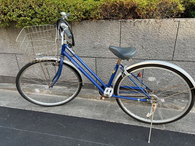 Can a Japanese lawyer help stop a neighbor from getting our reporter’s bike all wet?
